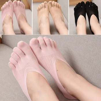 Kadın Yaz Beş parmak Çorap Kadın Ultra İnce Komik Ayak Görünmez Çorap Silikon kaymaz Ped Nefes Anti-sürtünme