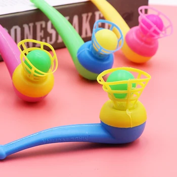1 adet rastgele renk Çocuk Darbe Boru ve Topları Oyuncaklar Plastik Düdük Parti Hediyeler Düğün / çocuk Topu Oyuncak parti oyuncak