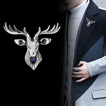 Yeni Retro Metal Elk Broş Pin Hayvan Kristal Korsaj Takım Elbise Ceket Yaka İğneler Erkekler için Noel Hediyeleri Takı Aksesuarları